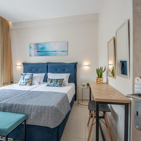 Alcmene Lux Apartment 자킨토스 타운 외부 사진